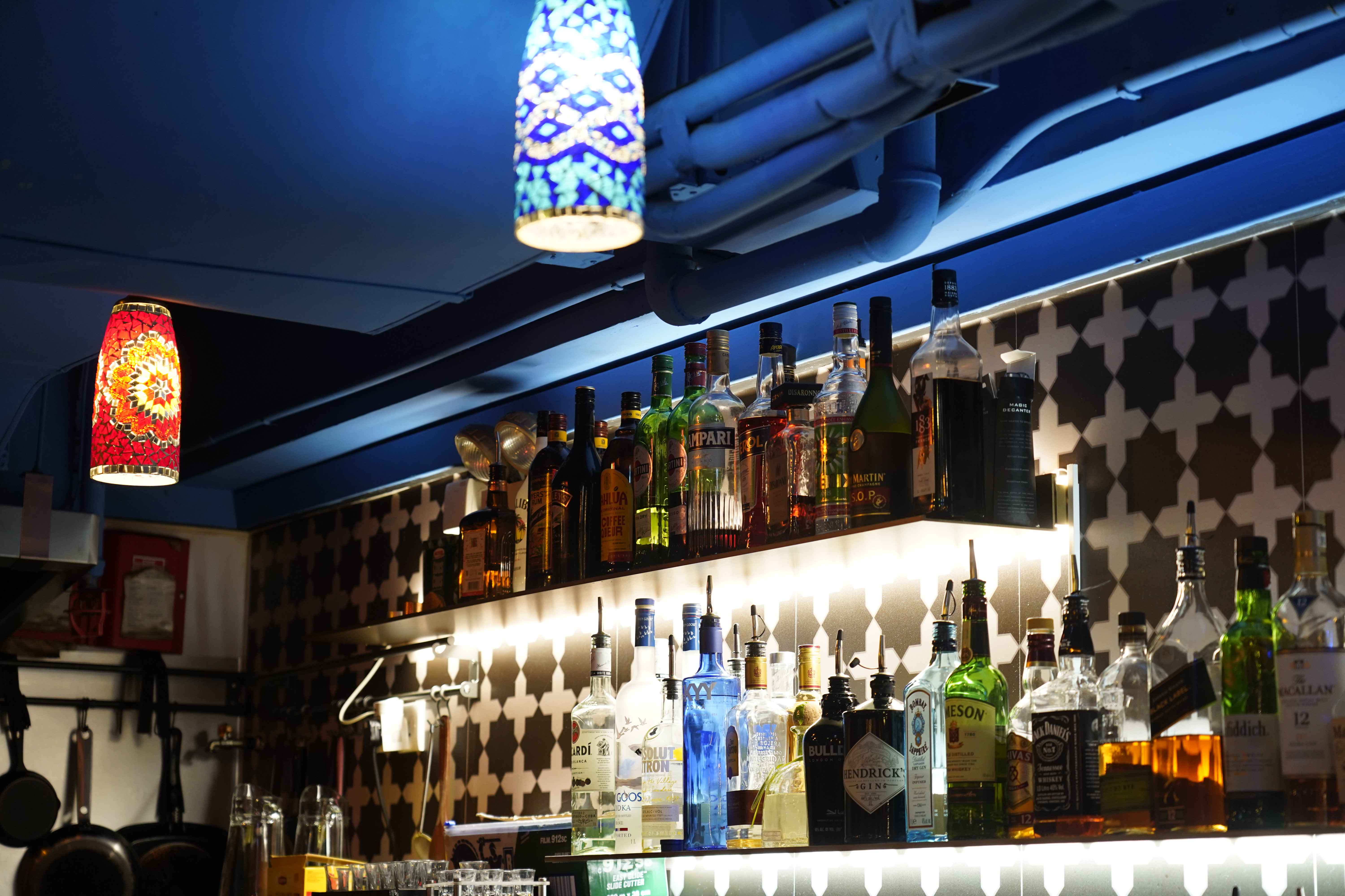 Sahara Lounge at night